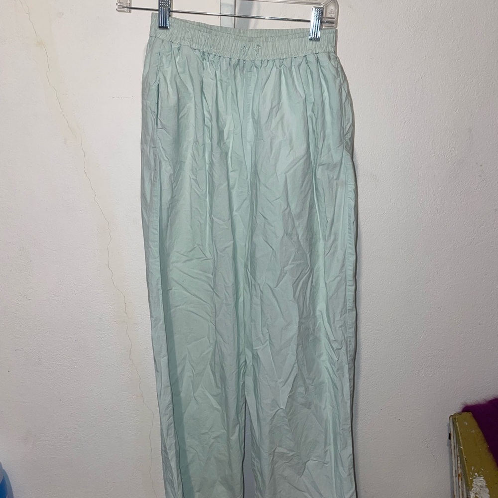 BASERANGE / mint green / light turquoise Casual Pants